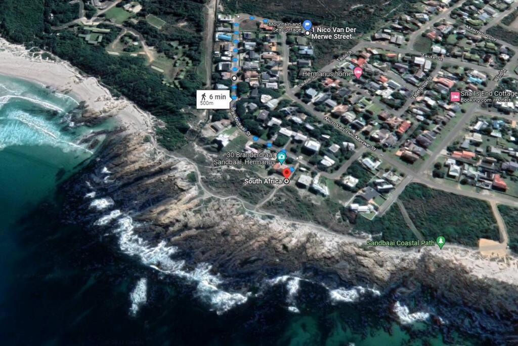 Mountain And Sea Cottage Hermanus Bagian luar foto